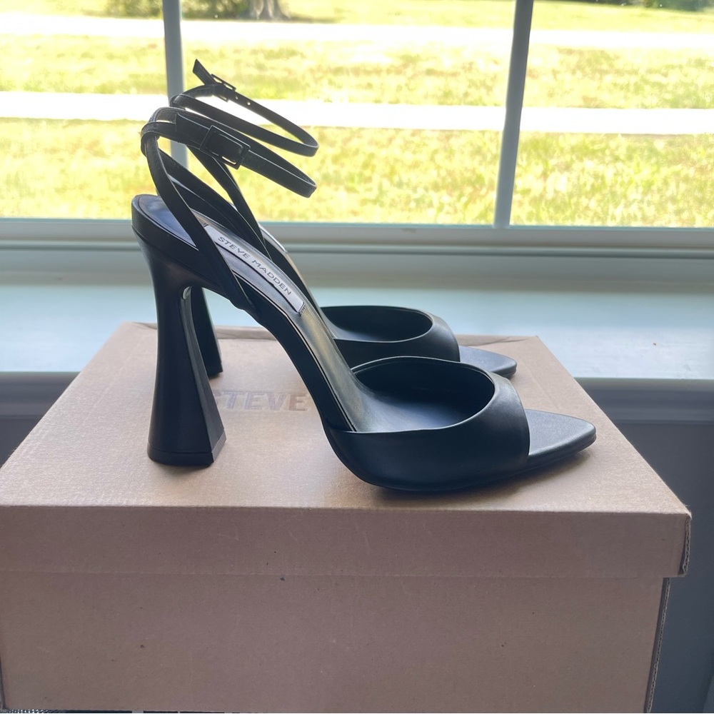 Black steve madden heels